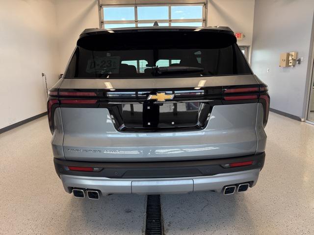 new 2025 Chevrolet Traverse car, priced at $44,886