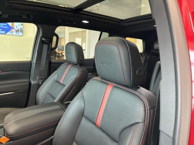 new 2025 Chevrolet Traverse car, priced at $59,565