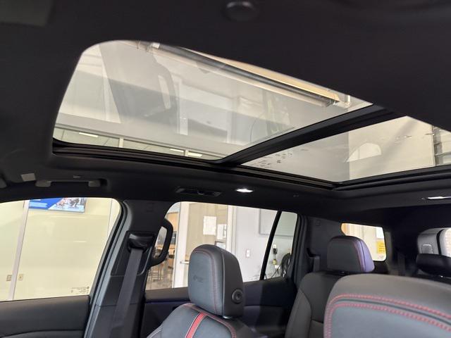 new 2025 Chevrolet Traverse car, priced at $59,565