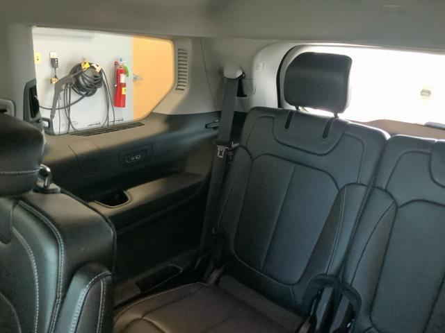 used 2022 Jeep Grand Cherokee L car, priced at $32,998