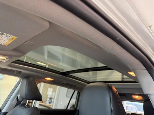 used 2024 Toyota Highlander car, priced at $48,990