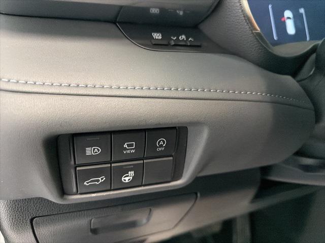 used 2024 Toyota Highlander car, priced at $48,990