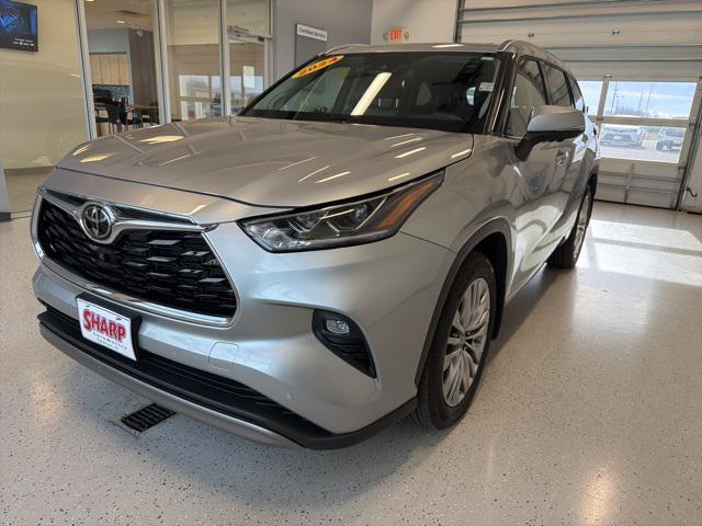 used 2024 Toyota Highlander car, priced at $48,990