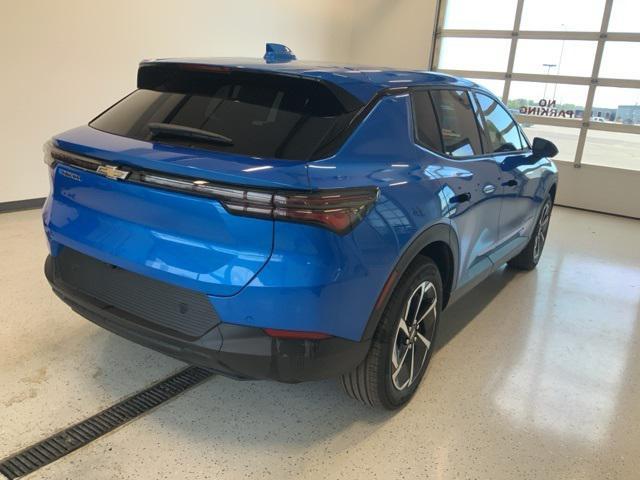 new 2025 Chevrolet Equinox EV car, priced at $35,803