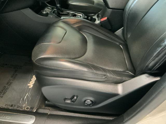 used 2019 Jeep Cherokee car, priced at $18,825