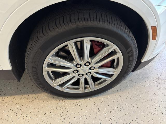 used 2023 Cadillac XT5 car, priced at $33,608