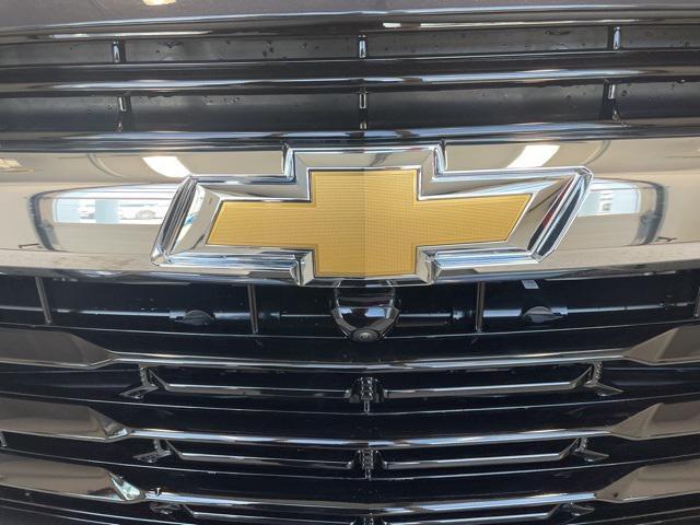 new 2025 Chevrolet Suburban car, priced at $68,677