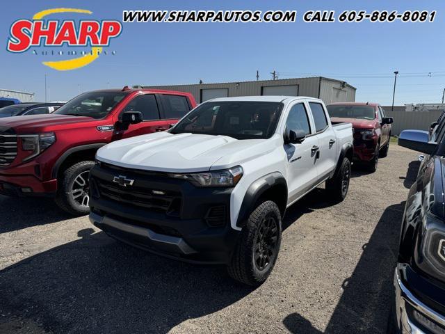 new 2025 Chevrolet Colorado car, priced at $42,070