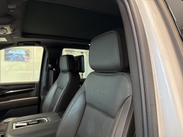 used 2023 GMC Yukon car, priced at $60,839