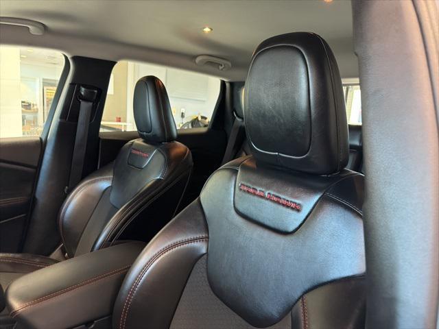 used 2022 Jeep Cherokee car, priced at $23,618