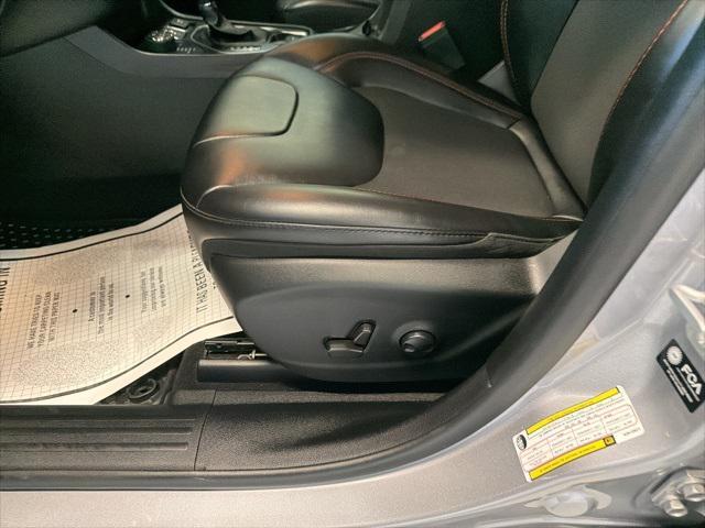 used 2022 Jeep Cherokee car, priced at $23,618