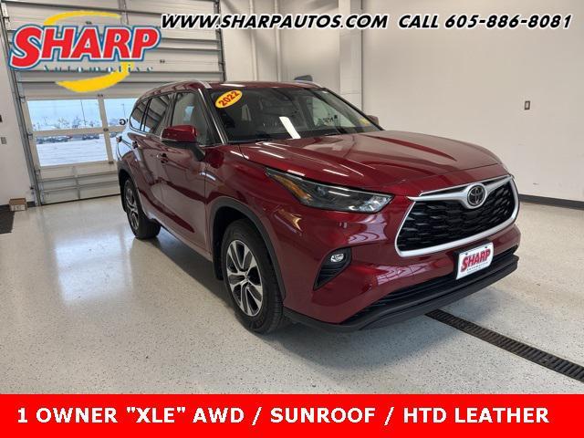 used 2022 Toyota Highlander car, priced at $32,998