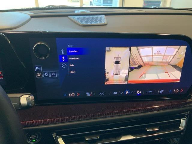 used 2024 Chevrolet Traverse car, priced at $45,998