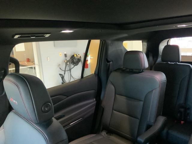 used 2024 Chevrolet Traverse car, priced at $45,998