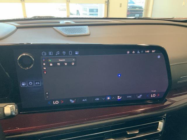 used 2024 Chevrolet Traverse car, priced at $45,998