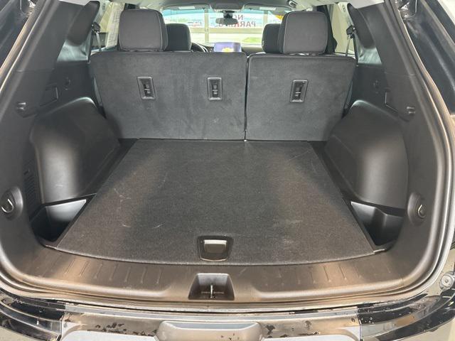used 2025 Chevrolet Blazer car, priced at $35,629