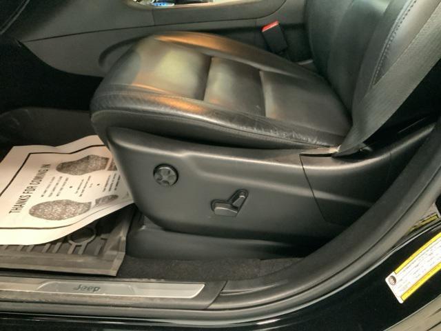 used 2021 Jeep Grand Cherokee car, priced at $27,989