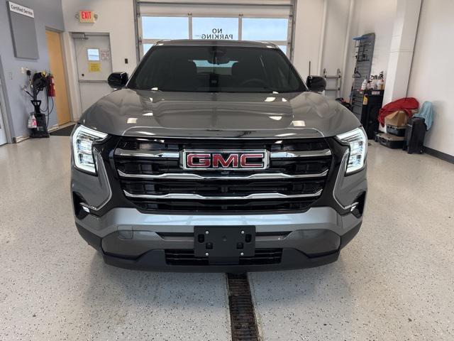 new 2026 GMC Terrain car, priced at $35,384