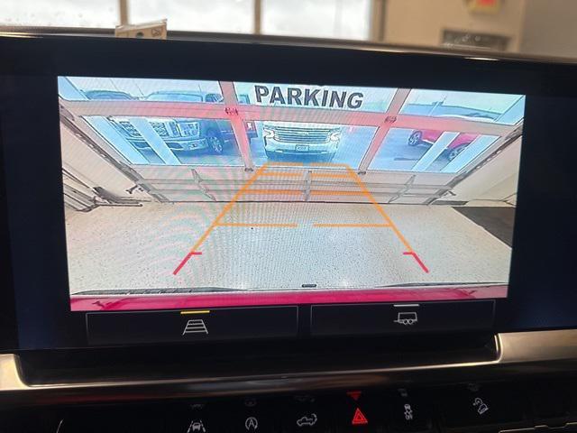 used 2024 Chevrolet Silverado 1500 car, priced at $37,998