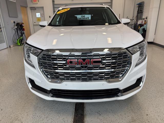 used 2024 GMC Terrain car, priced at $34,625