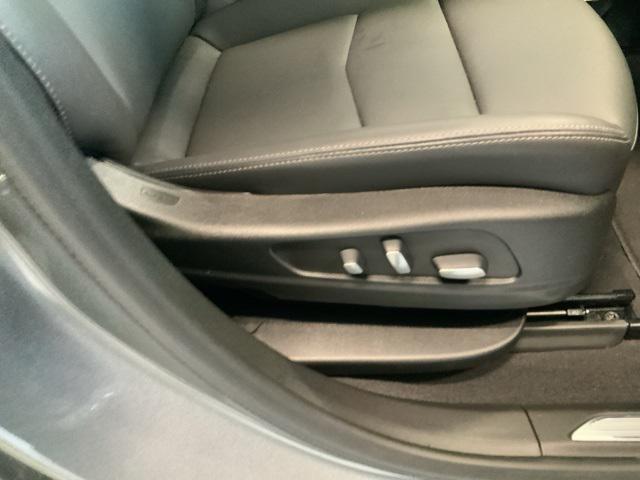 used 2022 Cadillac XT5 car, priced at $39,660