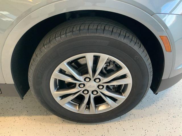 used 2022 Cadillac XT5 car, priced at $39,660