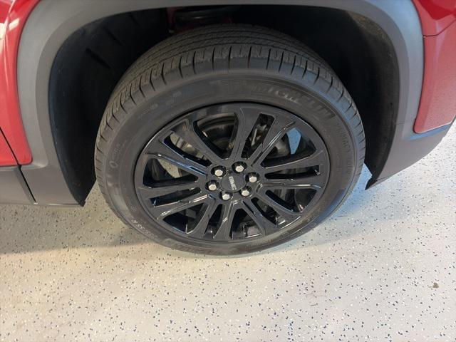 used 2023 GMC Acadia car, priced at $28,989