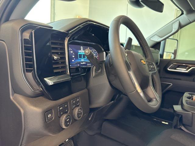 new 2025 Chevrolet Silverado 3500 car, priced at $75,272