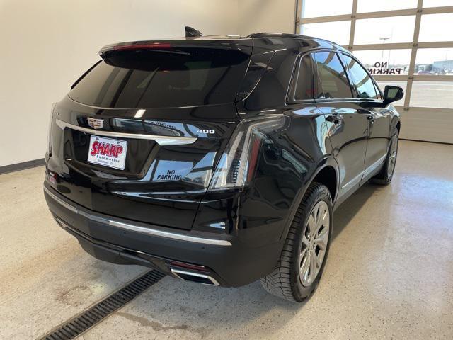 used 2021 Cadillac XT5 car, priced at $31,998