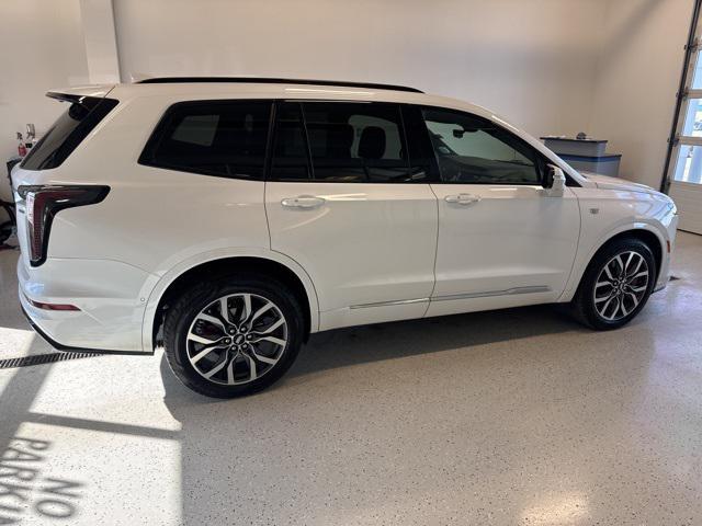 used 2023 Cadillac XT6 car, priced at $39,708