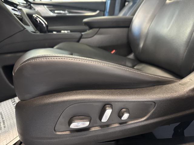 used 2023 Cadillac XT6 car, priced at $39,708