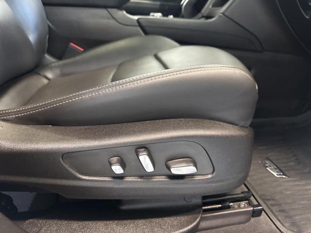 used 2023 Cadillac XT6 car, priced at $39,708