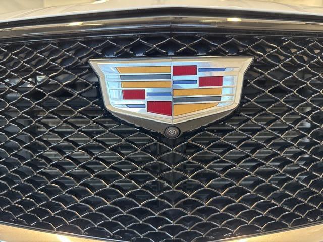 used 2023 Cadillac XT6 car, priced at $39,708