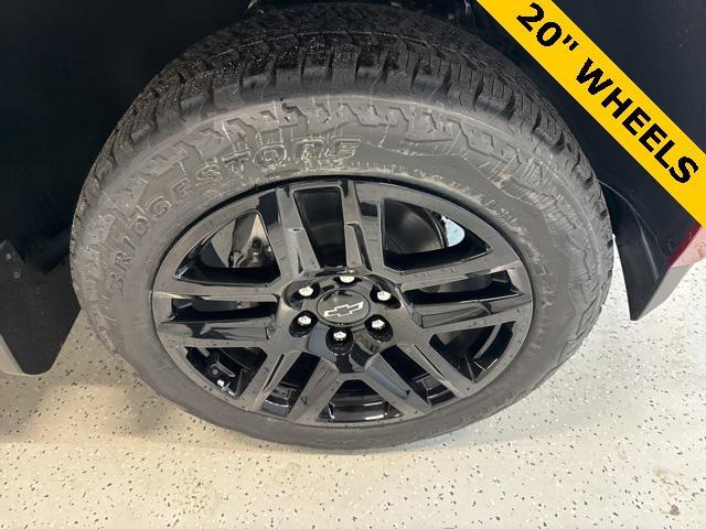 new 2025 Chevrolet Colorado car, priced at $49,592