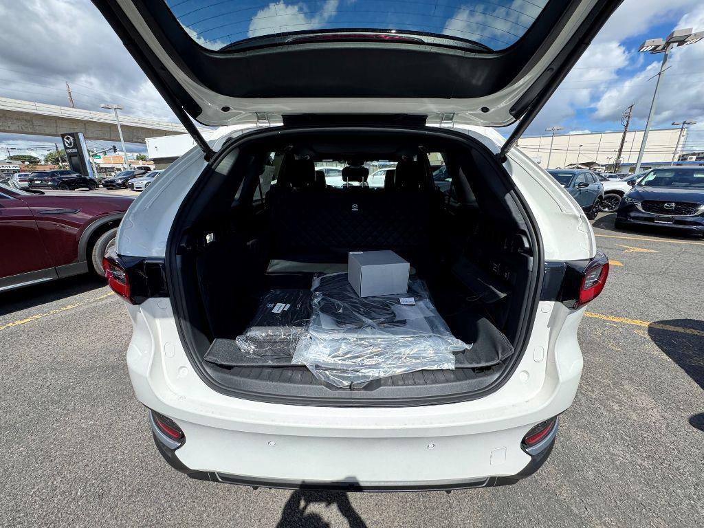 new 2025 Mazda CX-70 car, priced at $51,715