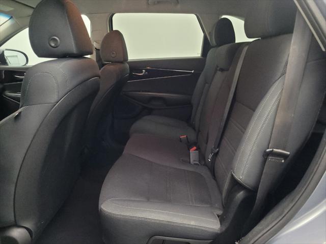 used 2019 Kia Sorento car, priced at $19,095