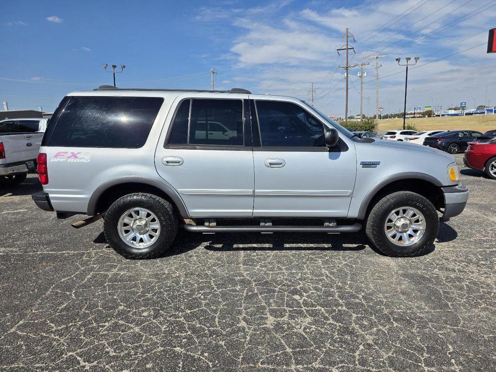 used 2002 Ford Expedition car, priced at $4,991