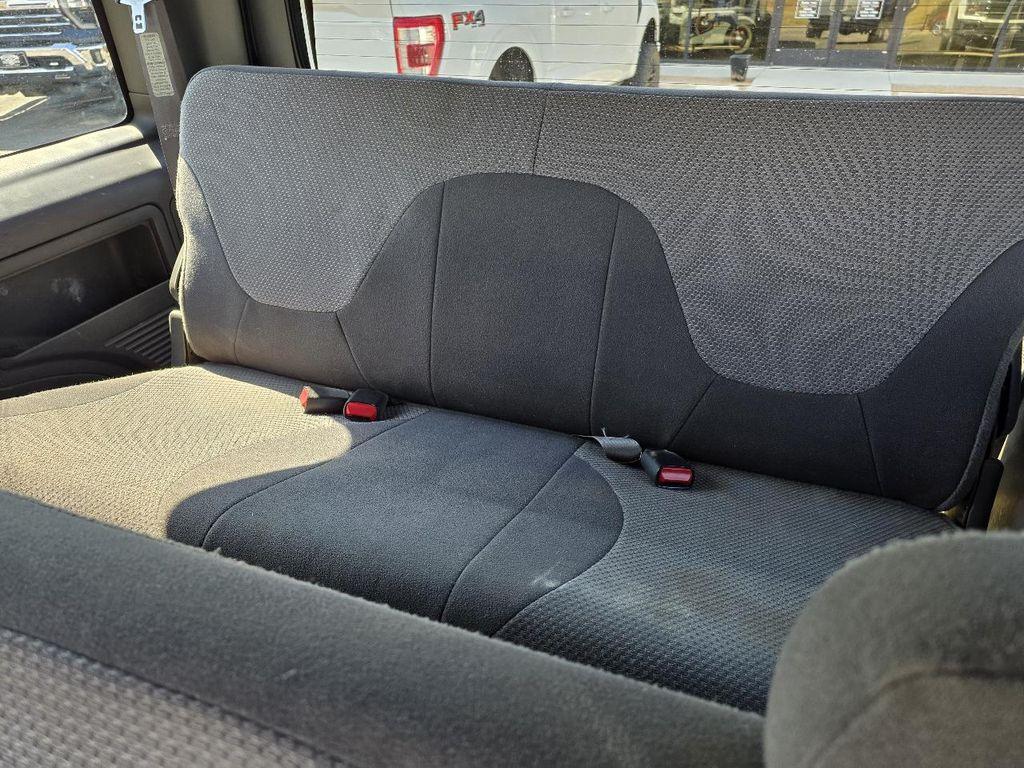 used 2002 Ford Expedition car, priced at $4,991