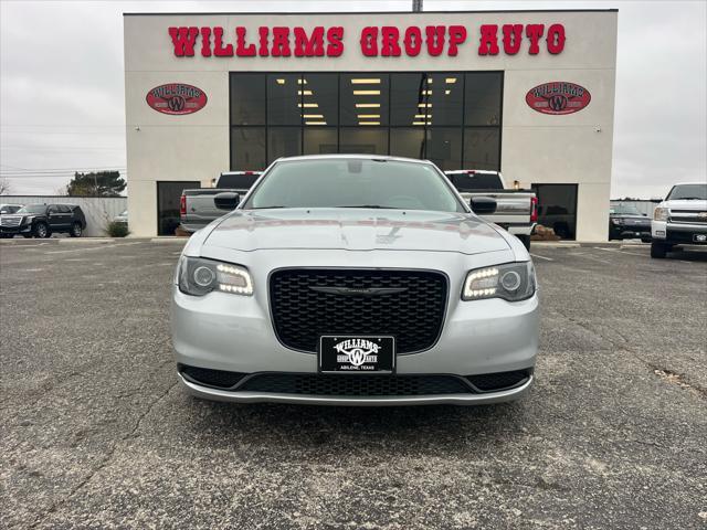 used 2022 Chrysler 300 car, priced at $29,991