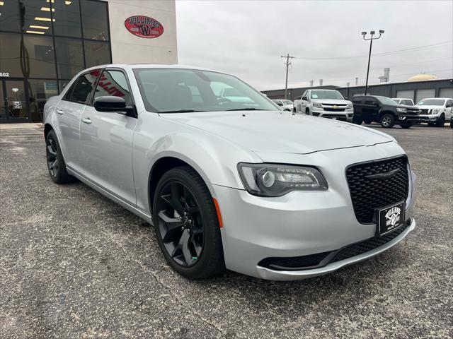 used 2022 Chrysler 300 car, priced at $29,991