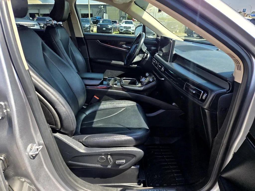 used 2022 Lincoln Nautilus car, priced at $24,991