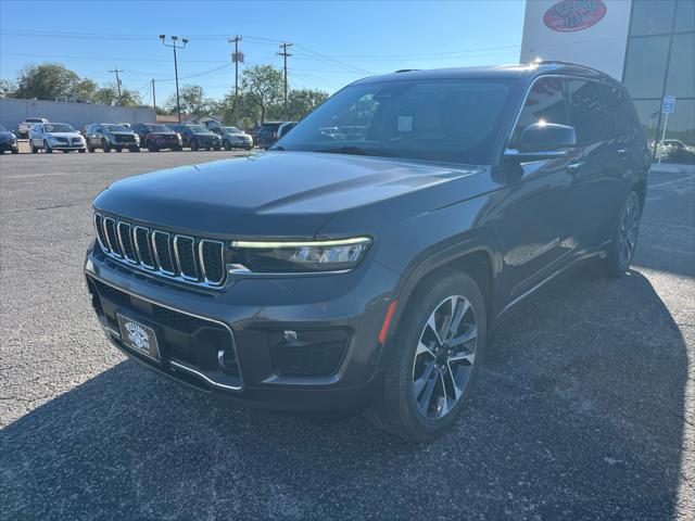 used 2022 Jeep Grand Cherokee L car, priced at $39,991