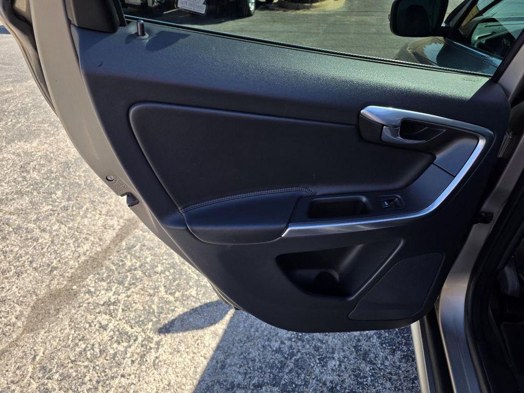 used 2015 Volvo XC60 car, priced at $9,991