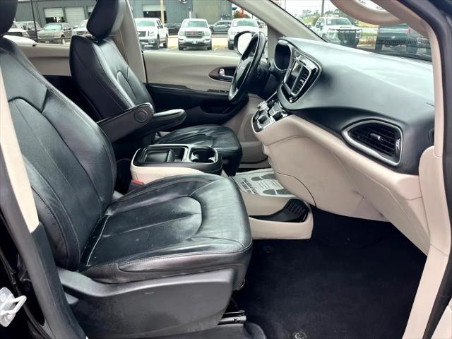 used 2020 Chrysler Pacifica car, priced at $19,991