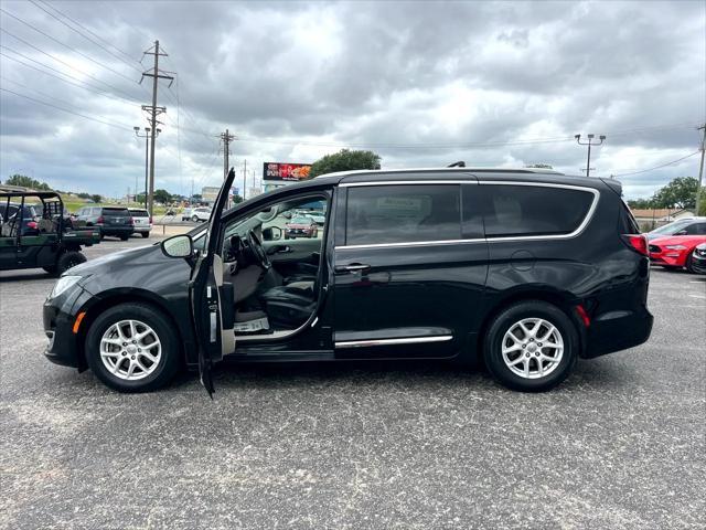 used 2020 Chrysler Pacifica car, priced at $19,991