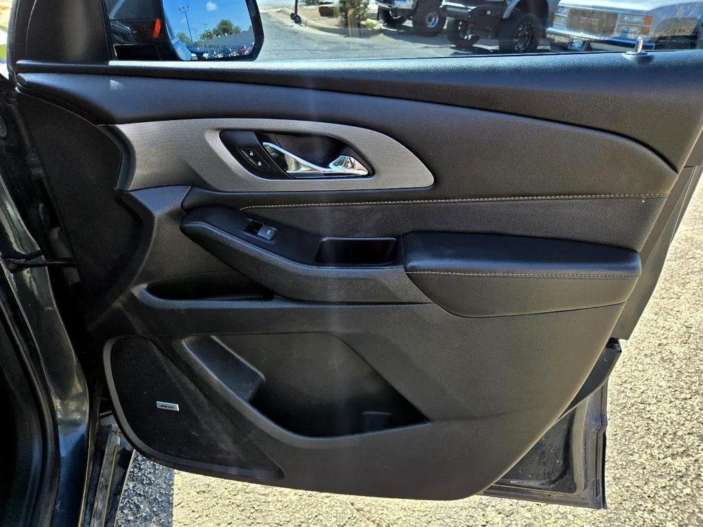 used 2019 Chevrolet Traverse car, priced at $19,991