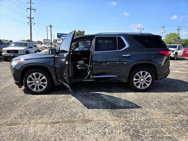used 2019 Chevrolet Traverse car, priced at $21,591