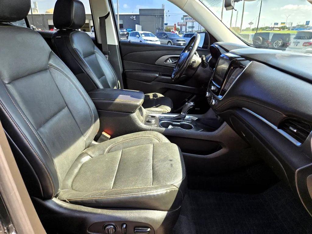 used 2019 Chevrolet Traverse car, priced at $19,991