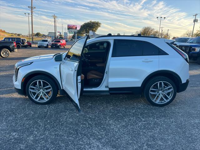 used 2020 Cadillac XT4 car, priced at $23,991