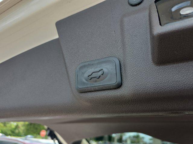 used 2015 Buick Enclave car, priced at $8,100